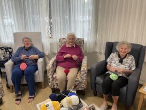 TRICARE KNITS GENERATIONS TOGETHER THROUGH SOCIAL  KNITTING CLUB