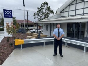 Sergeant Mal retires after 27 years in Cooroy and 27 days in new station